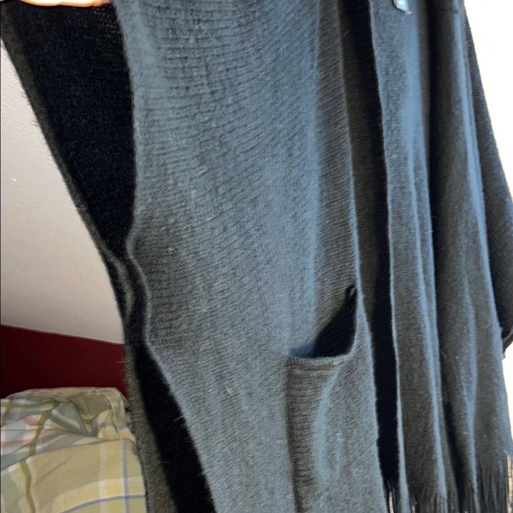 Vince Camuto‎ Black Hooded Batwing Fringed Poncho Cape Shrug Ruana - Picture 5 of 6
